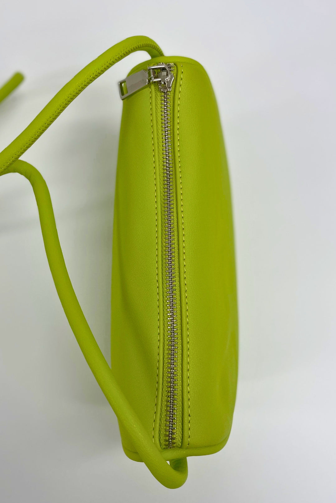 Curvy Minimal Shoulder Bag