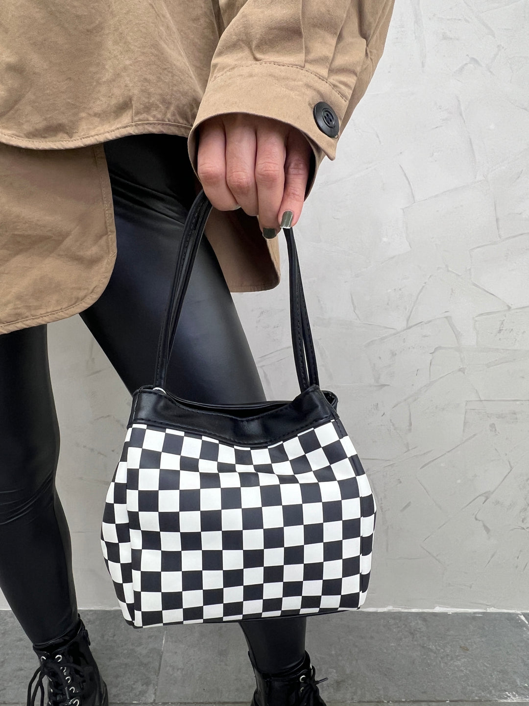 Urban Chic Bucket Tote